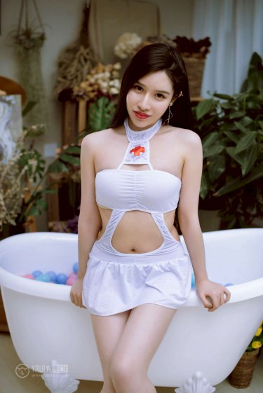 筱崎爱童颜巨乳